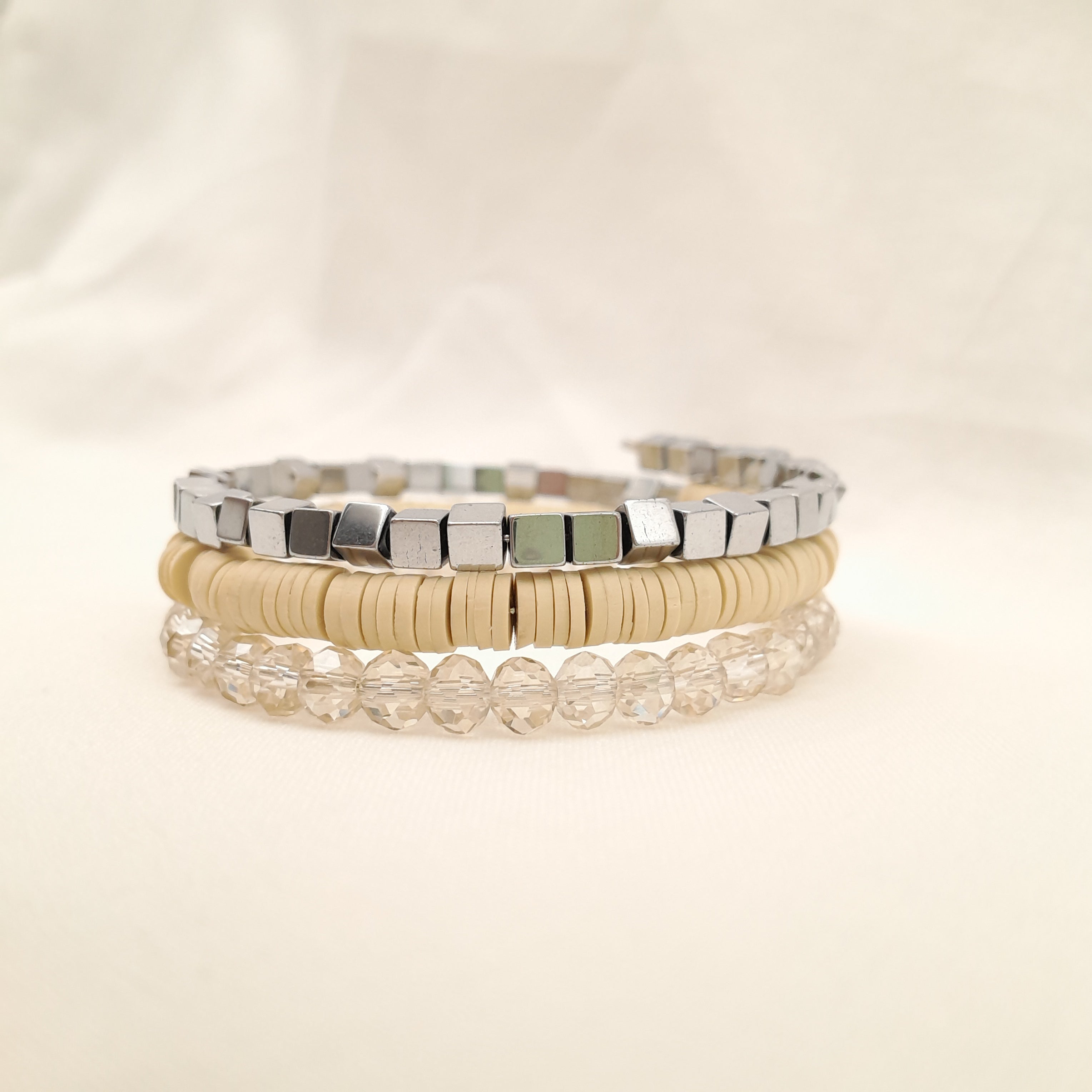 Rani Coil Bracelet - Natural