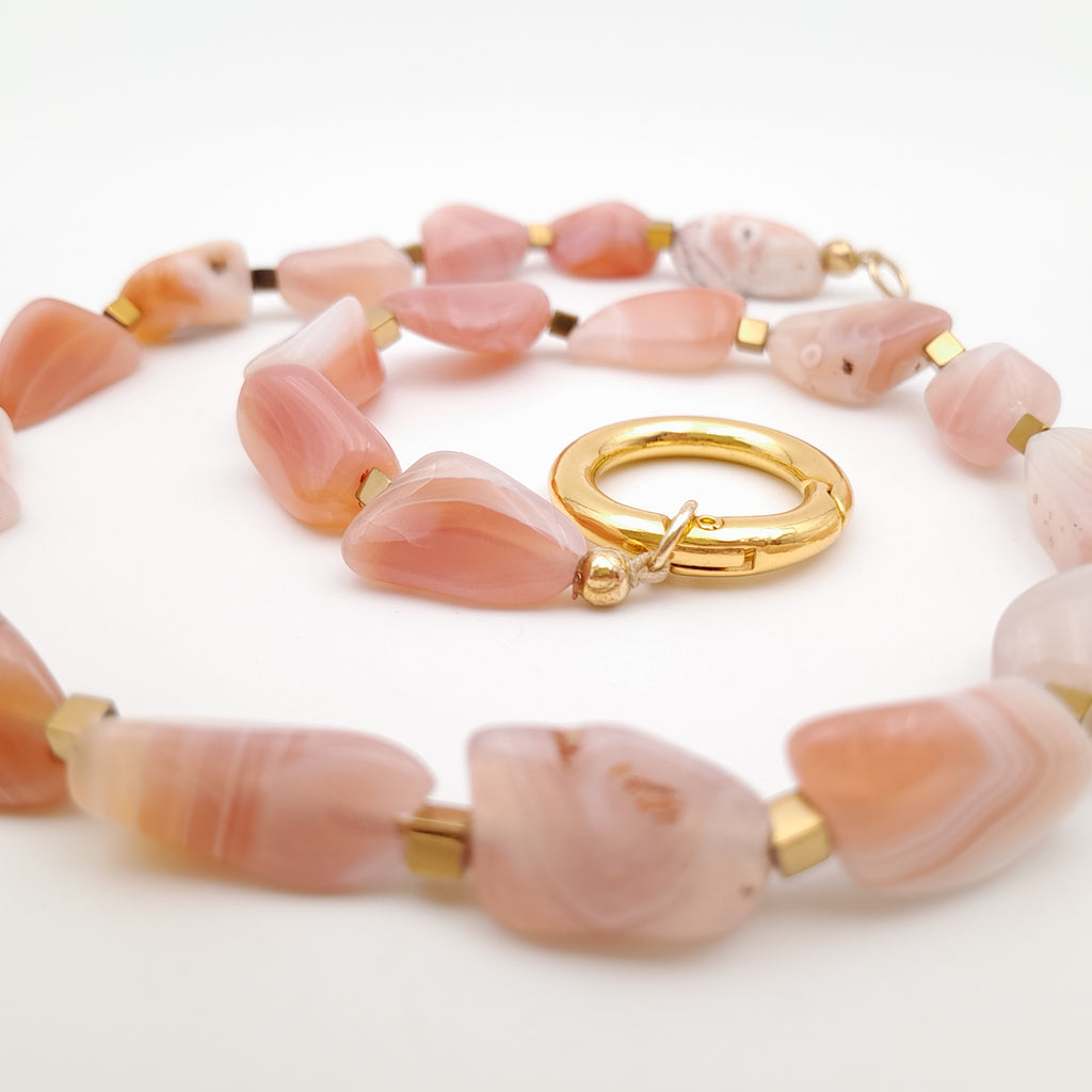 Pebble Necklace - Apricot Agate