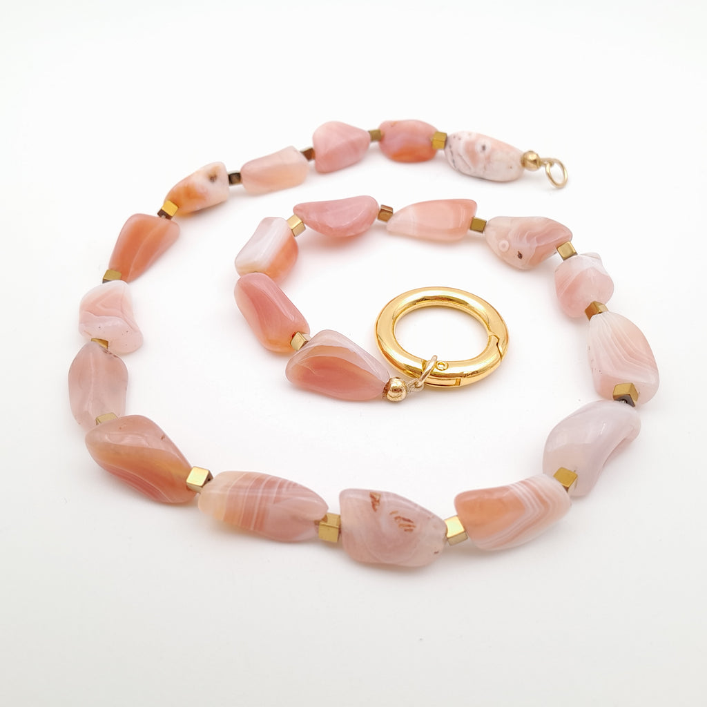 Pebble Necklace - Apricot Agate