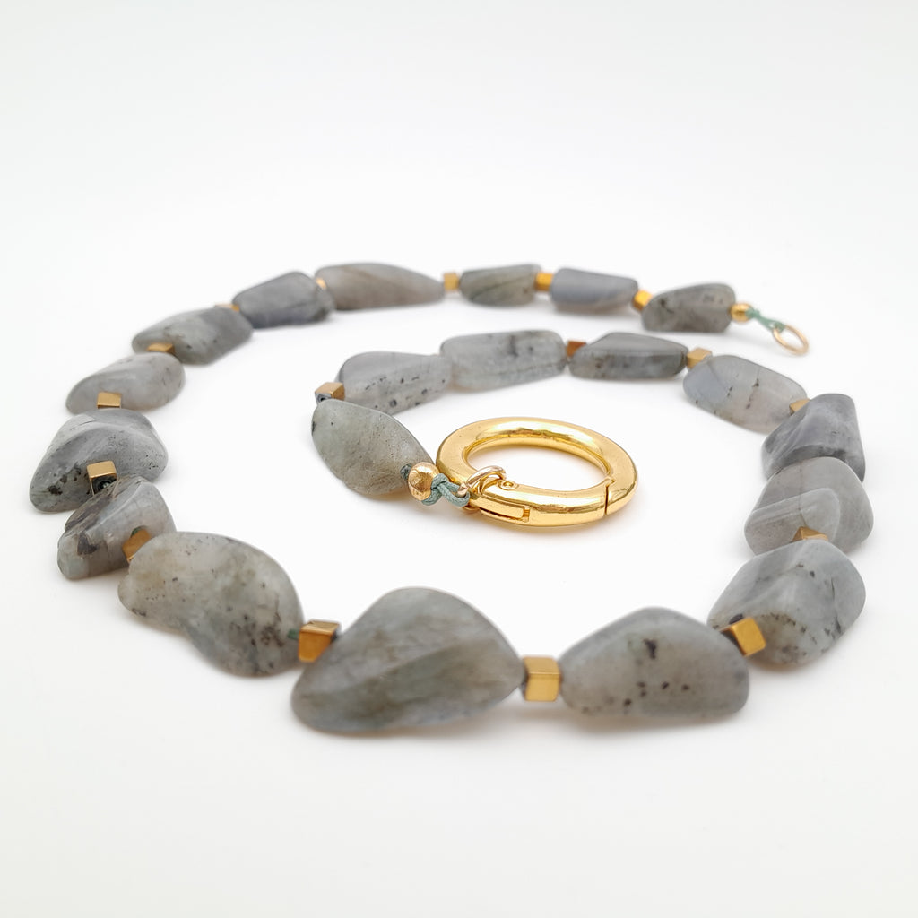 Pebble Necklace - Labradorite