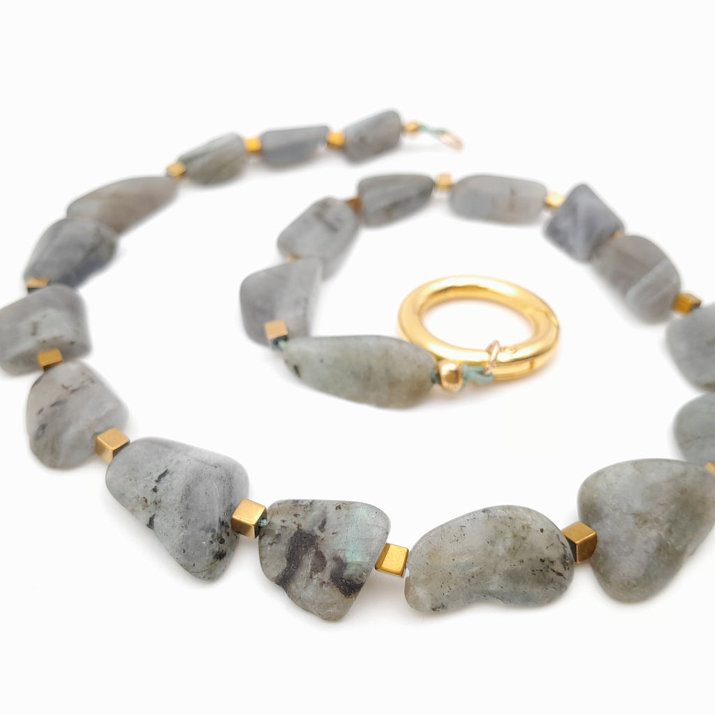 Pebble Necklace - Labradorite